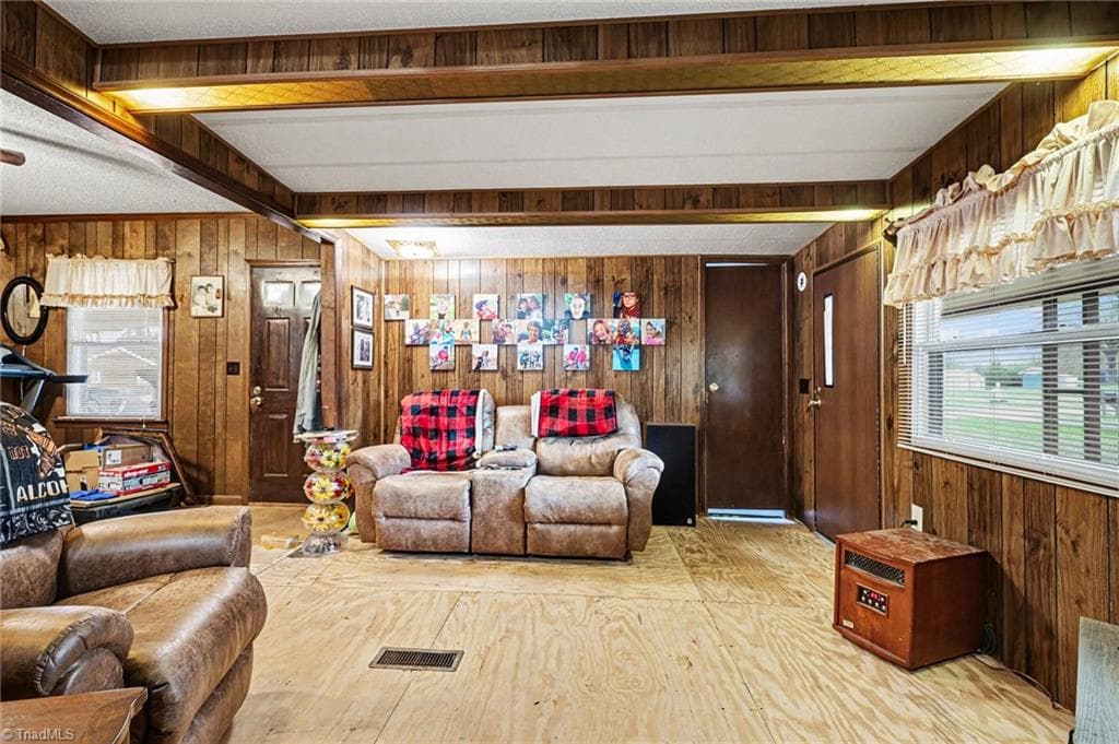Manufactured Home at 1817 Amostown Road, Sandy Ridge NC 27046, photo 10 of 49