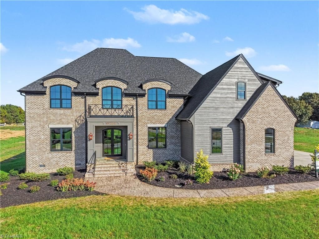 2818 Lockland Drive, Oak Ridge NC 27310