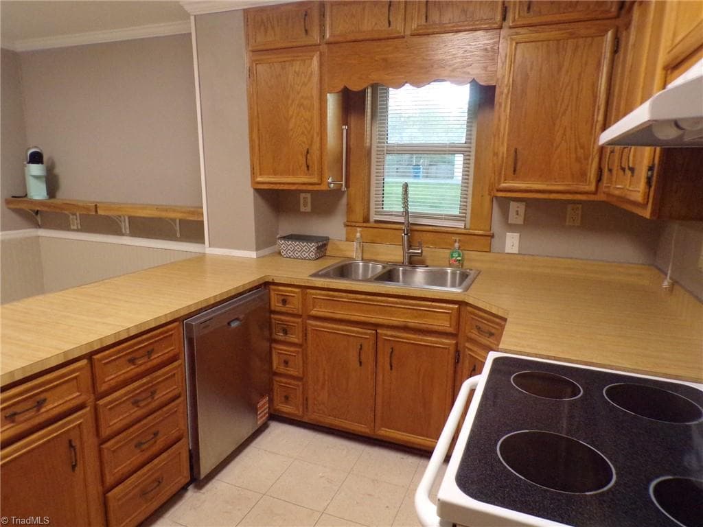 Stick/Site Built at 4543 Pleasant Garden Road, Greensboro NC 27406, photo 12 of 45
