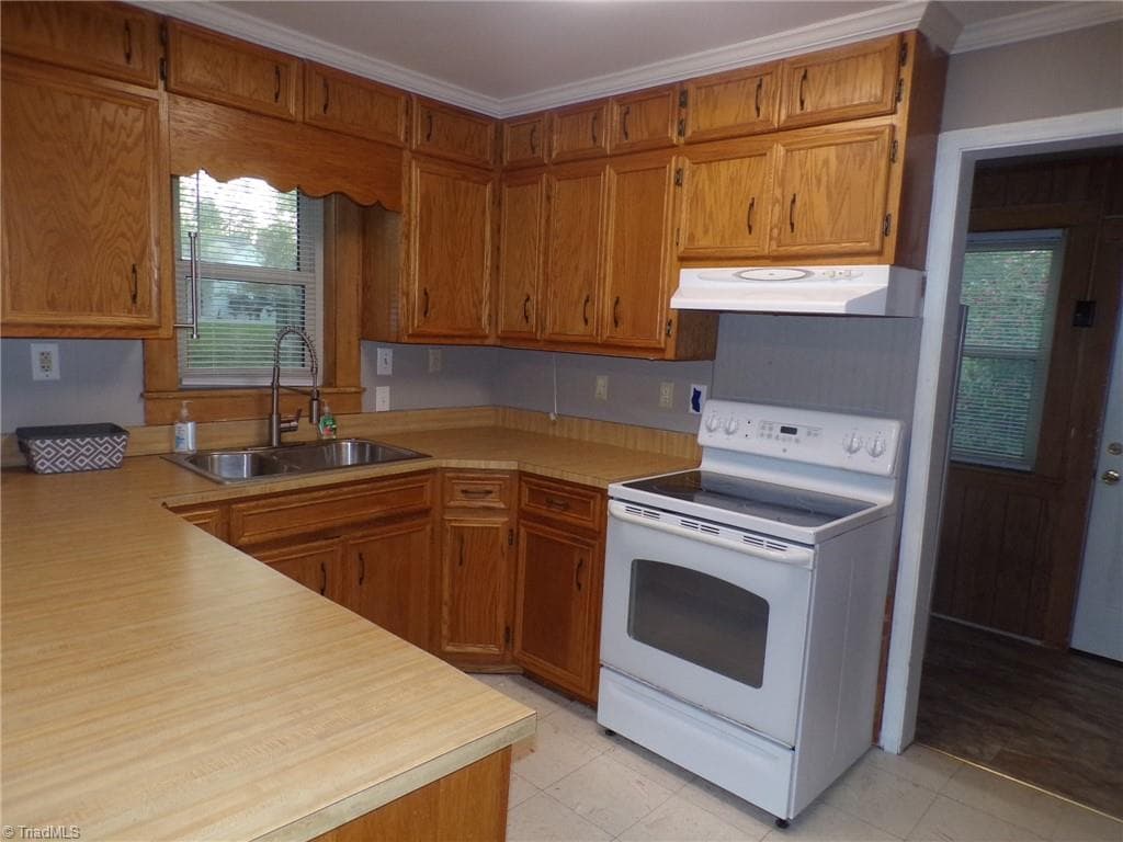 Stick/Site Built at 4543 Pleasant Garden Road, Greensboro NC 27406, photo 10 of 45