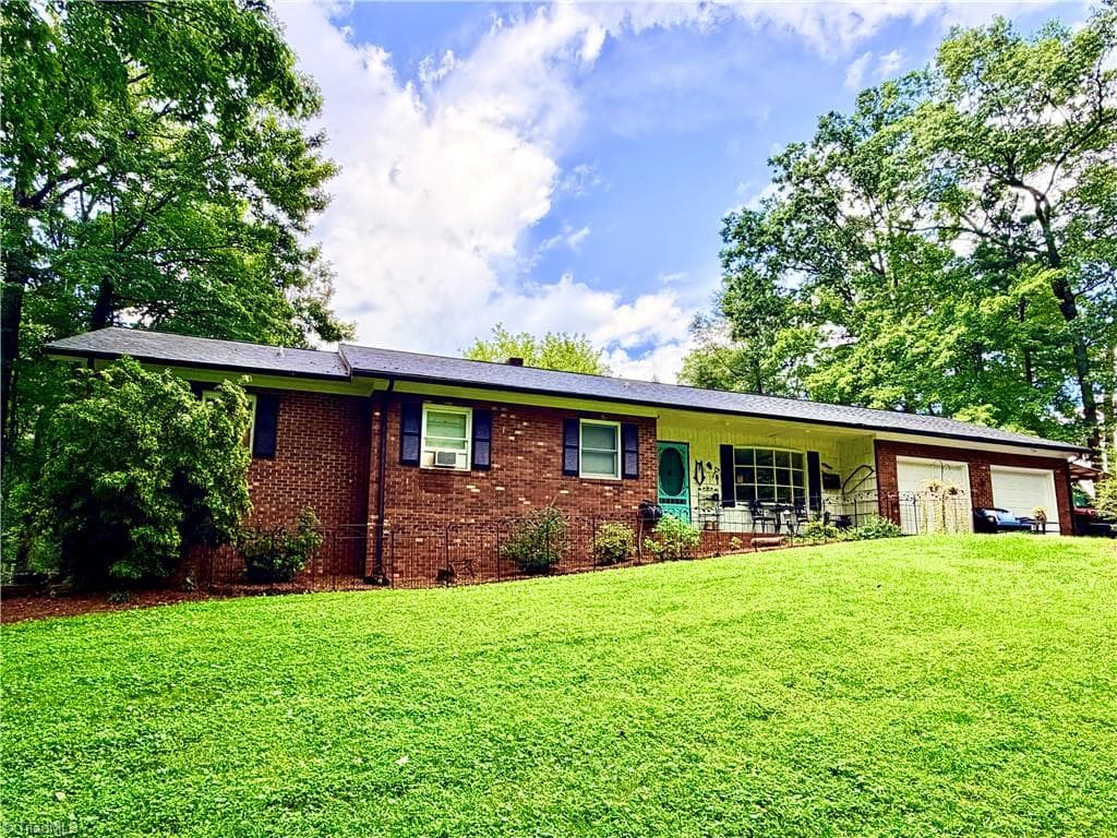 357 Holly Hill Street, North Wilkesboro NC 28659