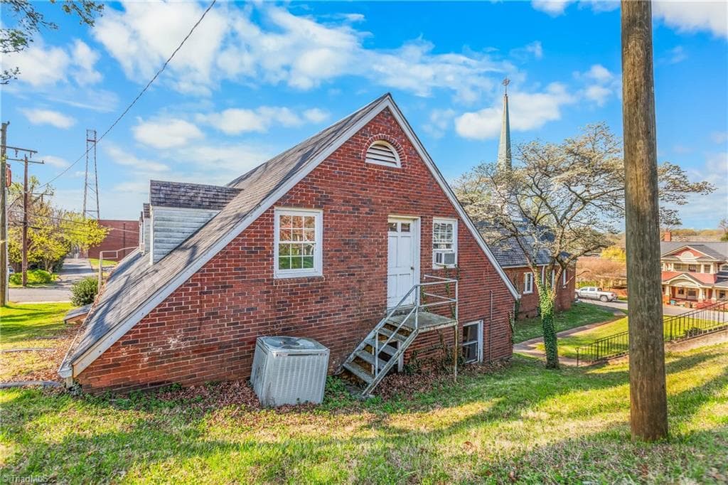 Remarks at 300 N Bridge Street, Elkin NC 28621, Elkin, photo 57 of 94