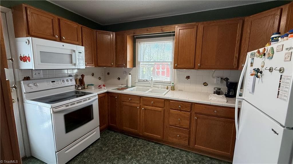 Stick/Site Built at 3543 Wall Road, Greensboro NC 27407, photo 18 of 37