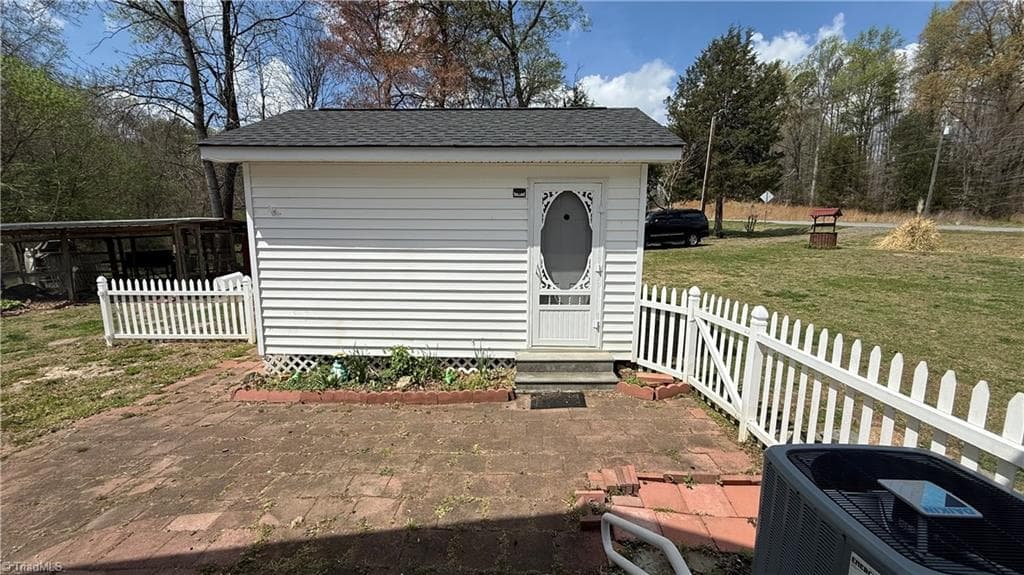 Stick/Site Built at 3543 Wall Road, Greensboro NC 27407, photo 19 of 37