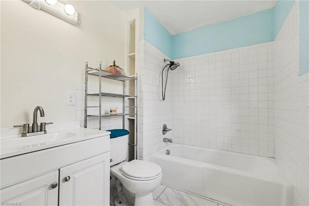 Stick/Site Built at 2801 Brookhill Drive, Winston-Salem NC 27127, Winston-Salem, photo 16 of 25