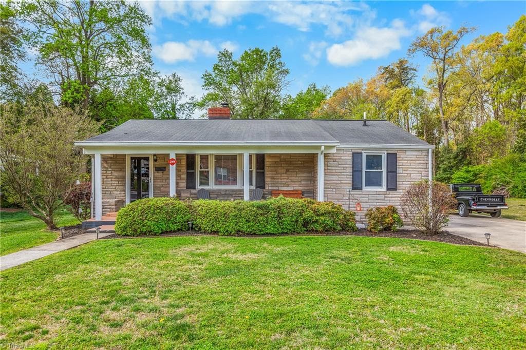 219 Hastings Drive, Kernersville NC 27284