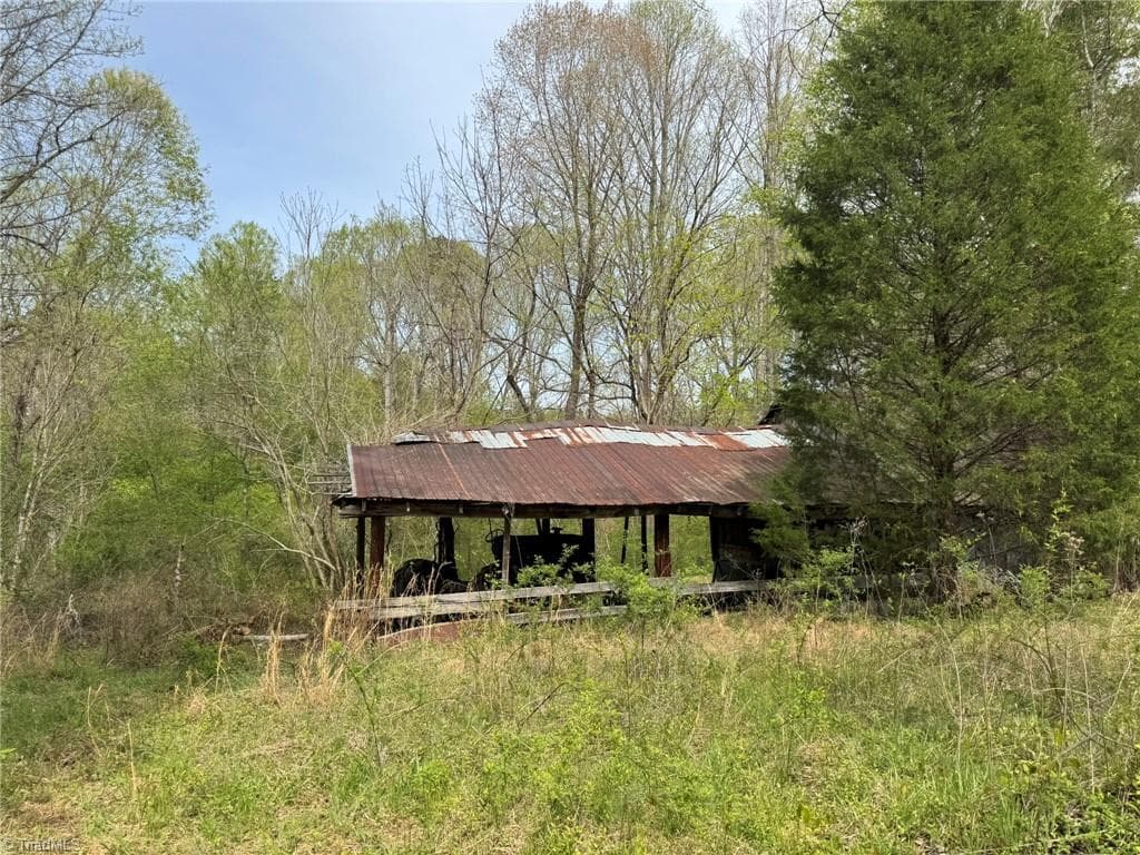 Agriculture at 6988 Salem Chapel Road, Walnut Cove NC 27052, photo 11 of 38