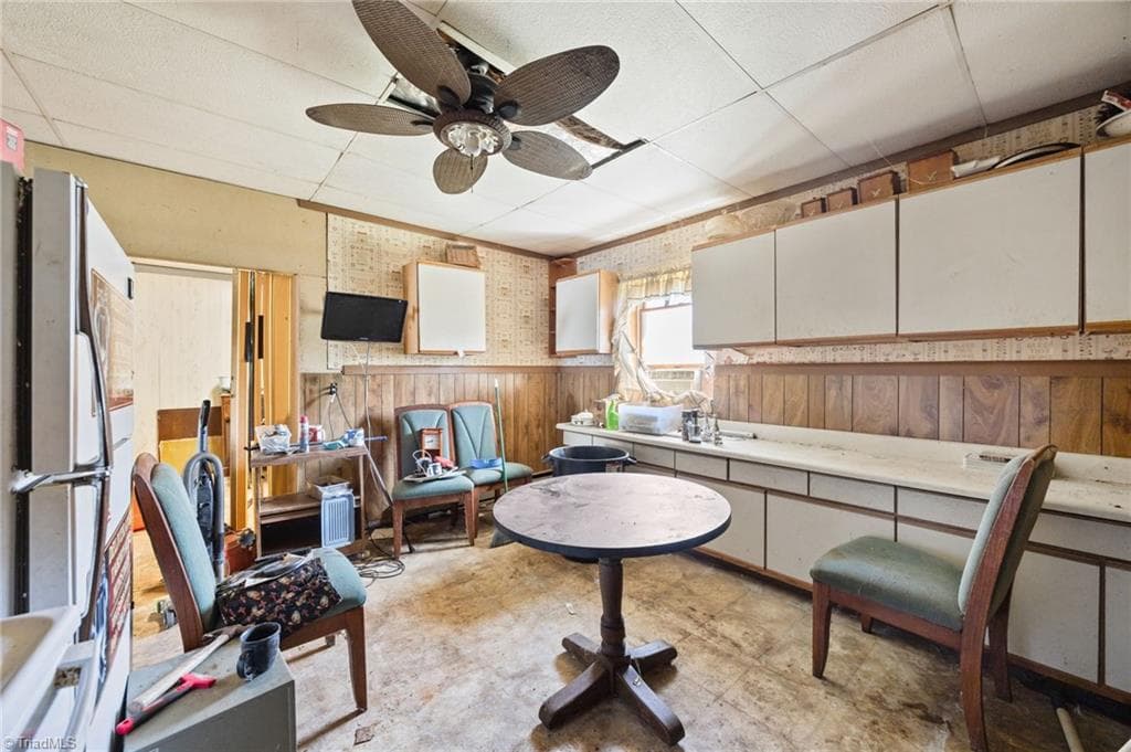 Remarks at 1014 Gaines Avenue, High Point NC 27263, High Point, photo 33 of 44