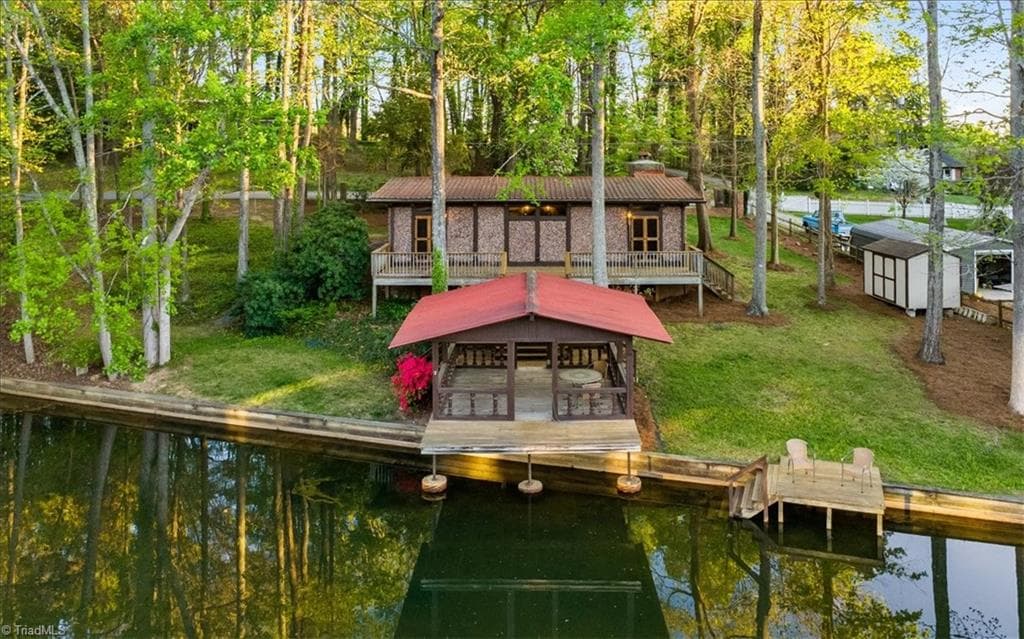 Stick/Site Built at 3908 Waterton Road, Summerfield NC 27358, photo 14 of 50