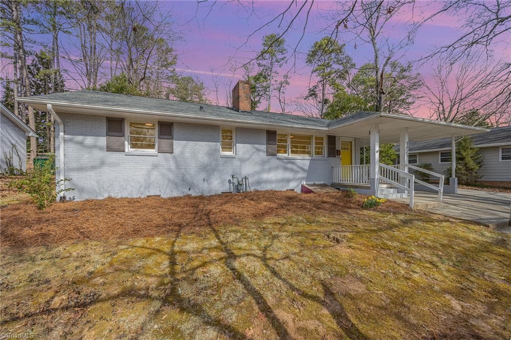3021 Kinnamon Road, Winston-Salem NC 27104