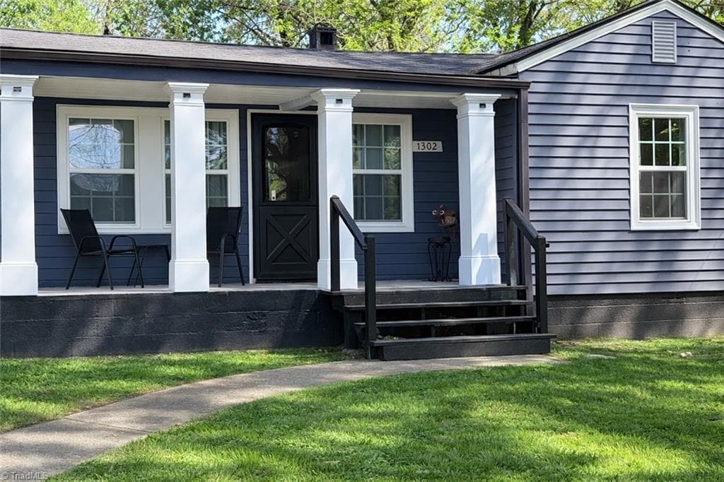 Stick/Site Built at 1302 Elmer Street, Greensboro NC 27405, photo 2 of 16