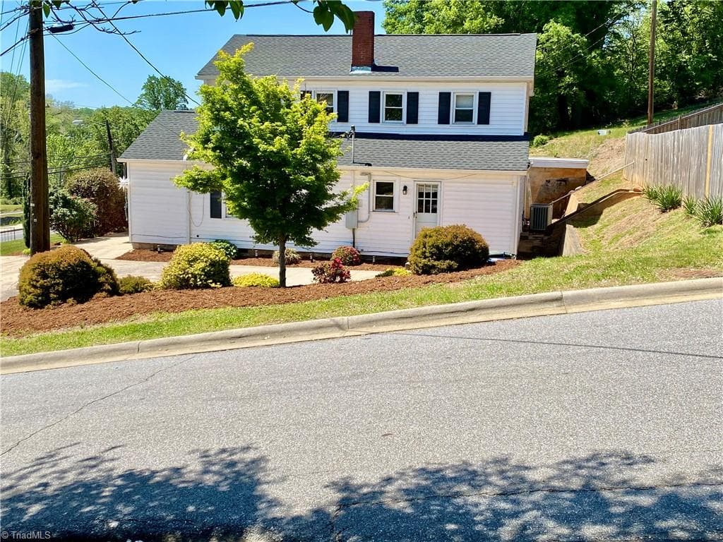 500 W Main Street, Wilkesboro NC 28697