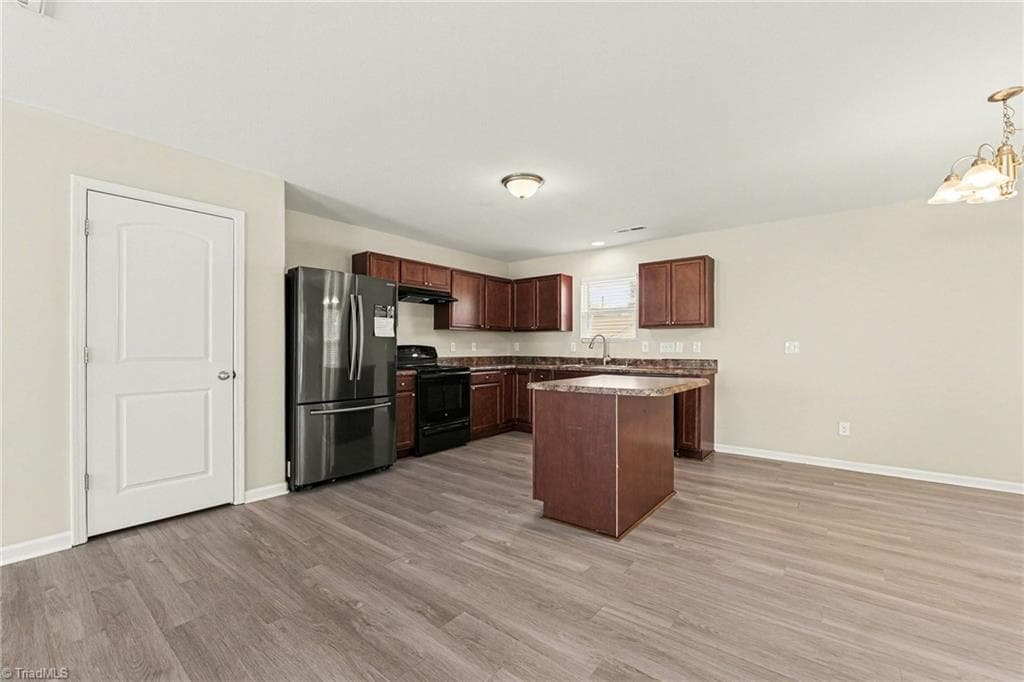 Stick/Site Built at 4586 Sun Valley Lane, Kernersville NC 27284, photo 7 of 20