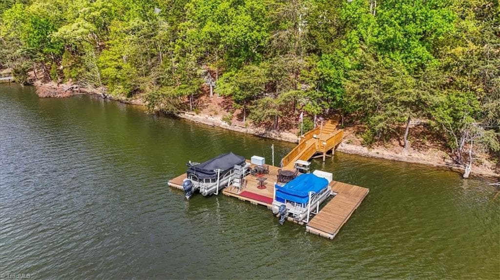 Stick/Site Built at 135 Harbor Drive W, Lexington NC 27292, Lexington, photo 6 of 49
