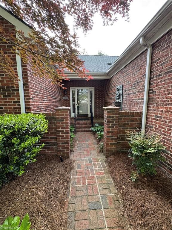 1805 Country Club Drive, High Point NC 27262