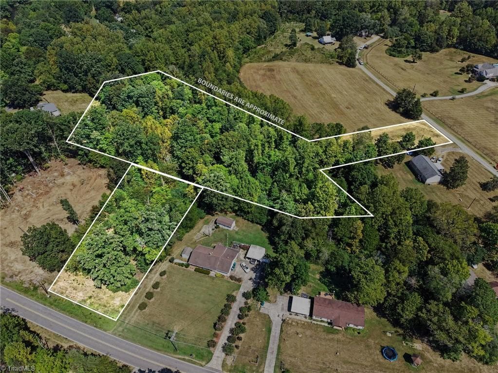 00 Price Road, Eden NC 27288