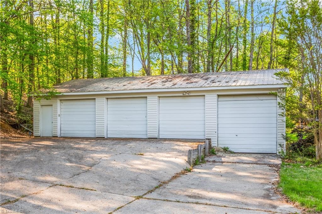 Stick/Site Built at 205 Old Mill Road, High Point NC 27265, High Point, photo 46 of 50