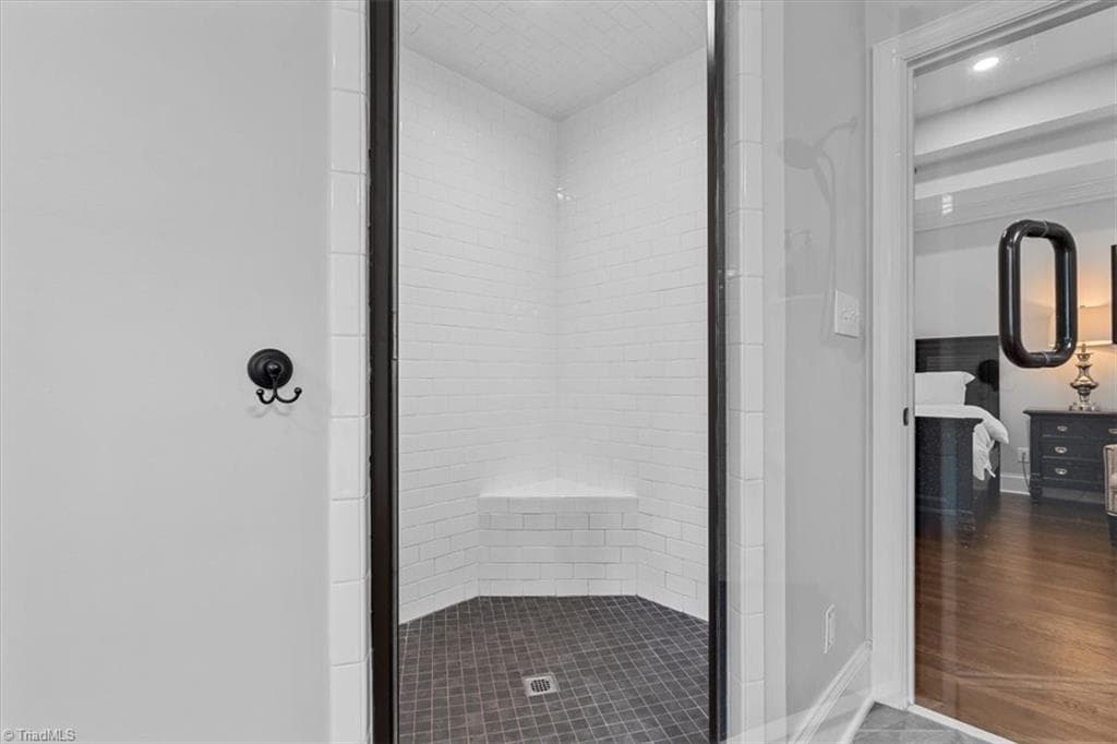 Stick/Site Built at 8 Blakeney Place, Greensboro NC 27408, photo 29 of 50