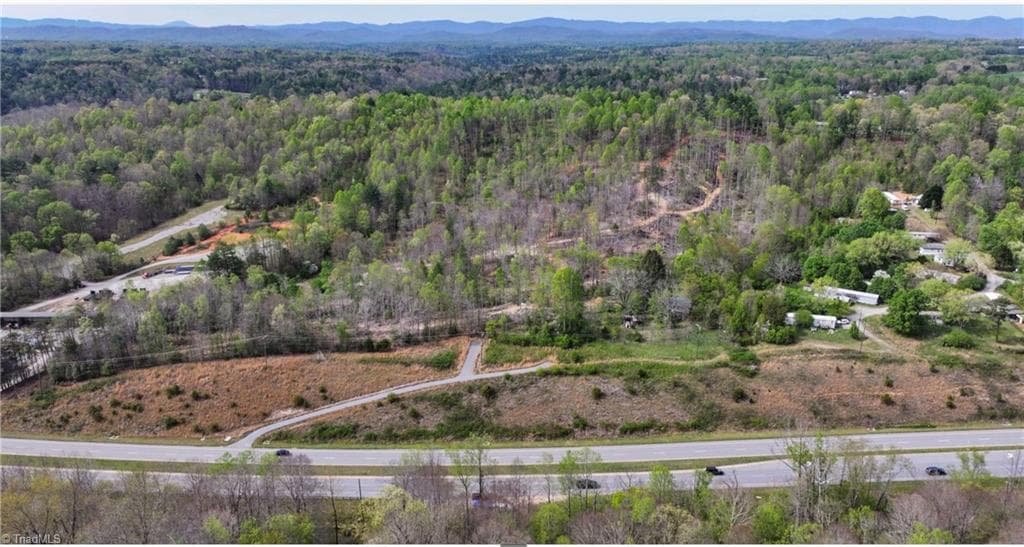 Single Family Residence at 161 Queen Drive, North Wilkesboro NC 28659, North Wilkesboro, photo 22 of 22