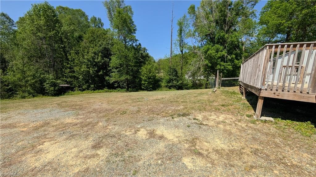 Manufactured Home at 4471 Ben Lane, Walkertown NC 27051, photo 9 of 10