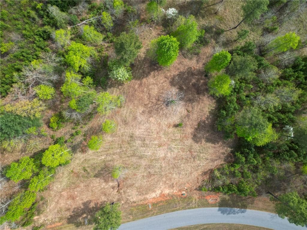 Unimproved Land at 1997 Lake Vista Drive, Valdese NC 28690, Valdese, photo 3 of 12