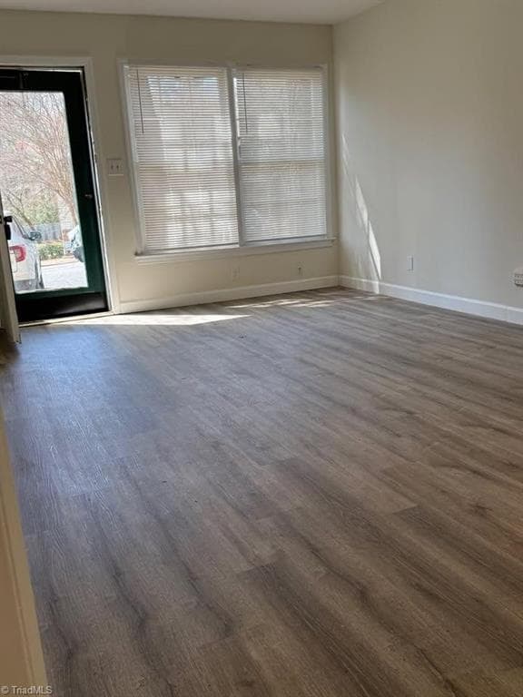 Stick/Site Built at 2810 Pelham Place # F, Winston-Salem NC 27106, photo 2 of 13