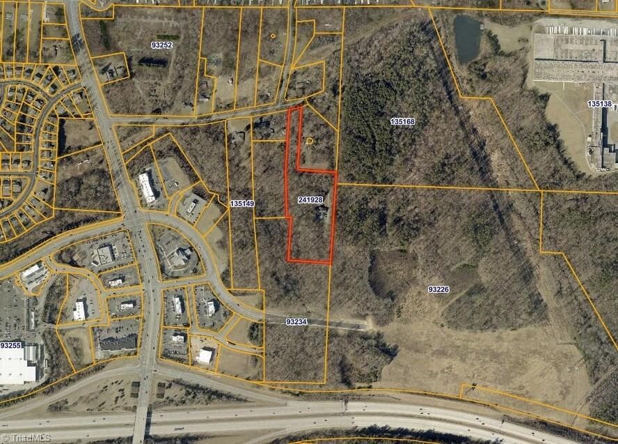 138 Vivian Lane, Greensboro NC 27406