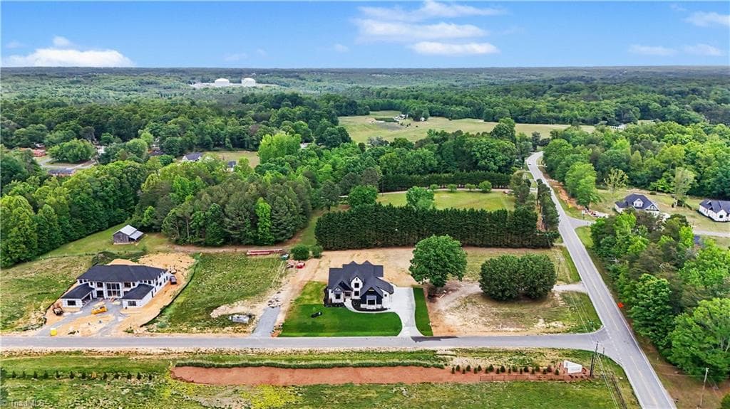 Stick/Site Built at 2831 Lockland Drive, Oak Ridge NC 27310, Oak Ridge, photo 3 of 96