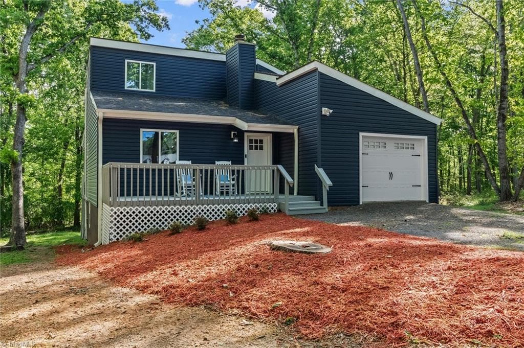 646 Country Club Drive, State Road NC 28676