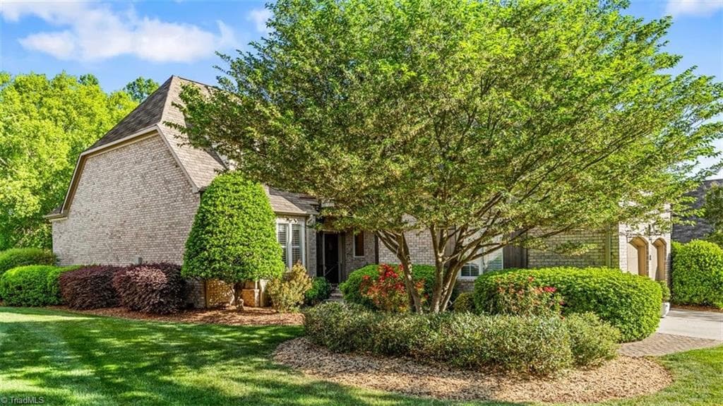 Stick/Site Built at 19 Creswell Court, Greensboro NC 27407, photo 2 of 49