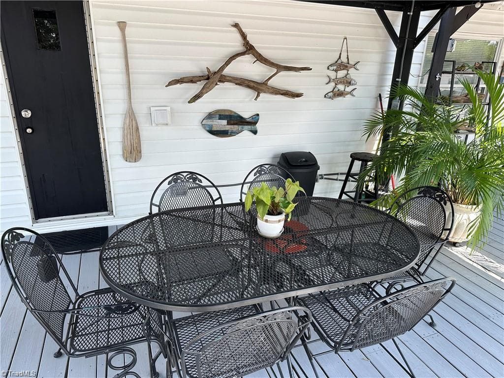 Manufactured Home at 120 Elm Street, New London NC 28127, photo 22 of 50