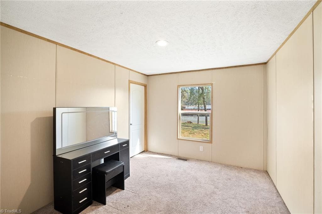 Manufactured Home at 848 Wafford Road, Lexington NC 27292, Lexington, photo 11 of 29
