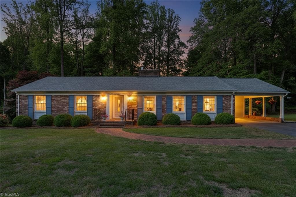 Stick/Site Built at 1019 Sherwood Drive, Reidsville NC 27320, photo 2 of 38