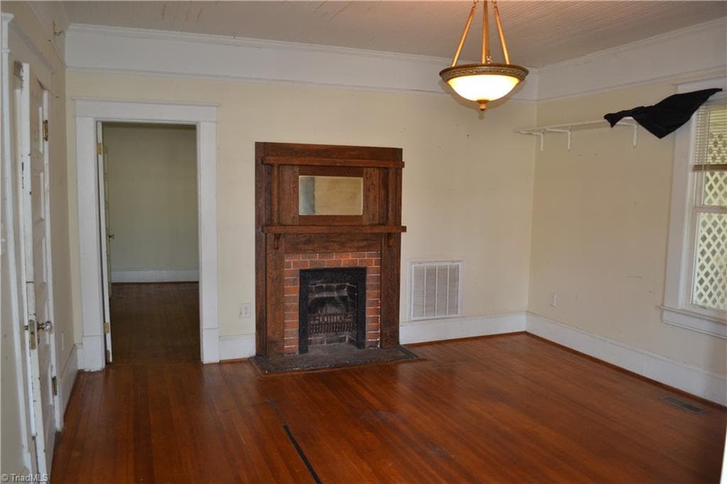 Remarks at 100 E Academy Street, Madison NC 27025, photo 5 of 21