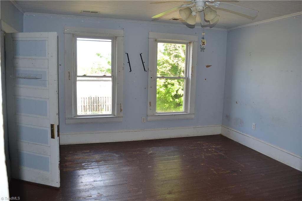 Remarks at 100 E Academy Street, Madison NC 27025, photo 15 of 21