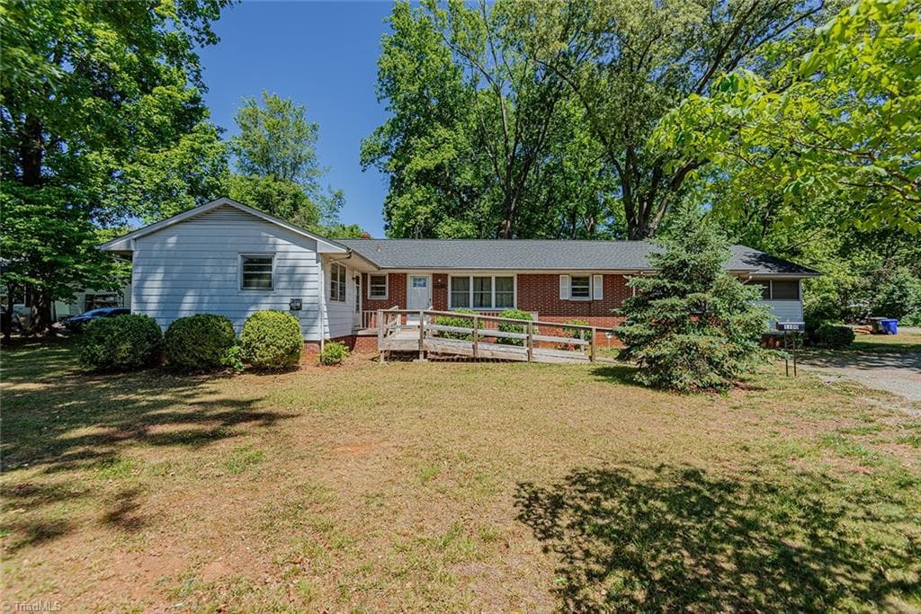 1100 S Fifth Street, Mebane NC 27302
