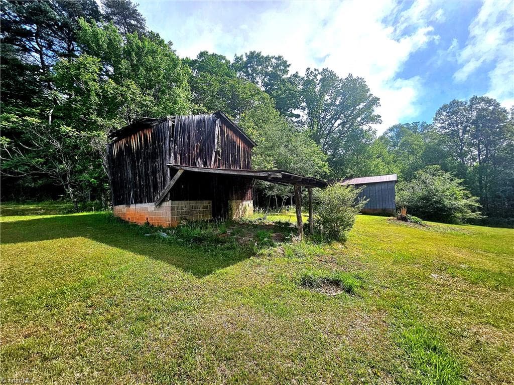 Remarks at 6463 Westfield Road, Westfield NC 27053, photo 36 of 38