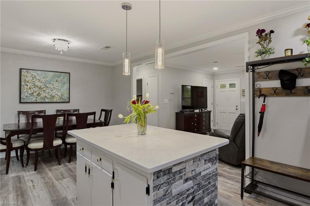 Stick/Site Built at 104 Jacklyn Court, High Point NC 27265, photo 13 of 32