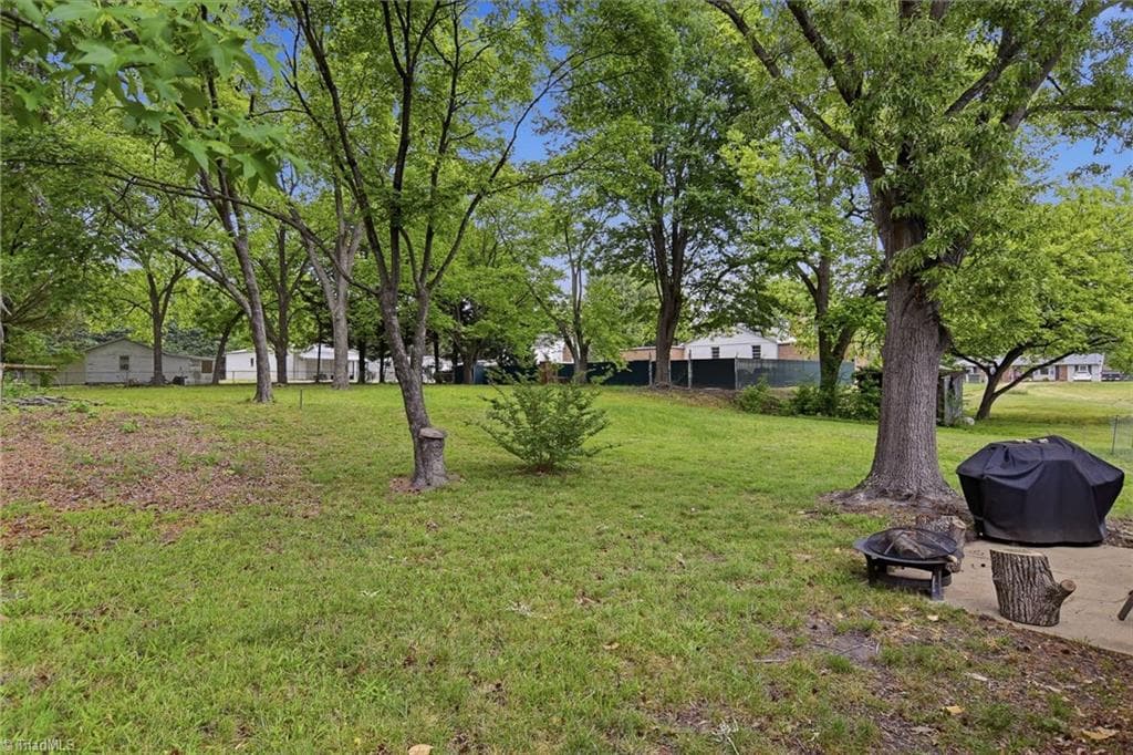 Stick/Site Built at 104 Jacklyn Court, High Point NC 27265, photo 26 of 32
