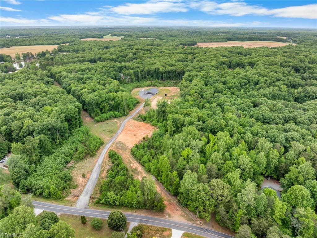 Stick/Site Built at 160 Riverwood Drive, Lexington NC 27292, Lexington, photo 6 of 42