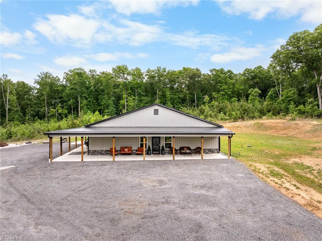 Stick/Site Built at 160 Riverwood Drive, Lexington NC 27292, Lexington, photo 16 of 42