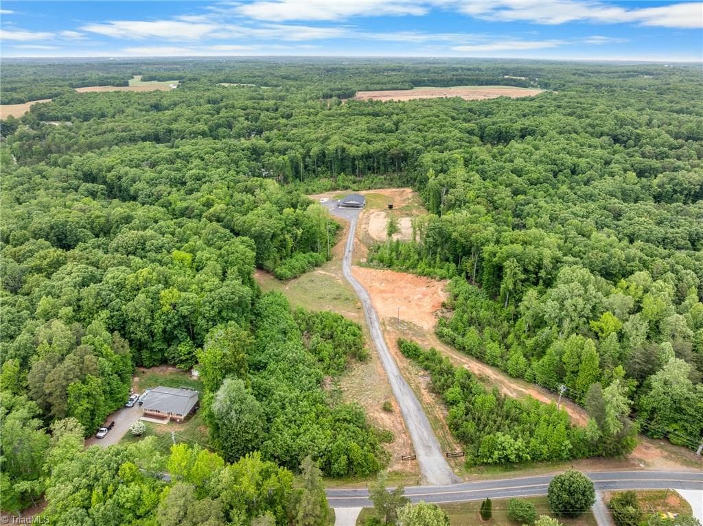 Stick/Site Built at 160 Riverwood Drive, Lexington NC 27292, Lexington, photo 5 of 42