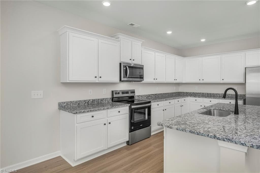 Duplex at 3336 Cider Hill Court, Winston-Salem NC 27127, Winston-Salem, photo 23 of 96