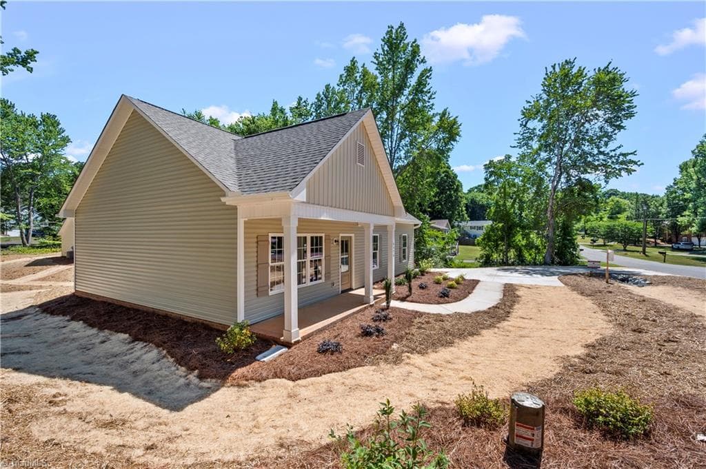 Stick/Site Built at 5575 Marty Lane, Clemmons NC 27012, Clemmons, photo 7 of 33