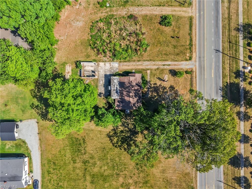 513 S Graham Hopedale Road, Burlington NC 27217