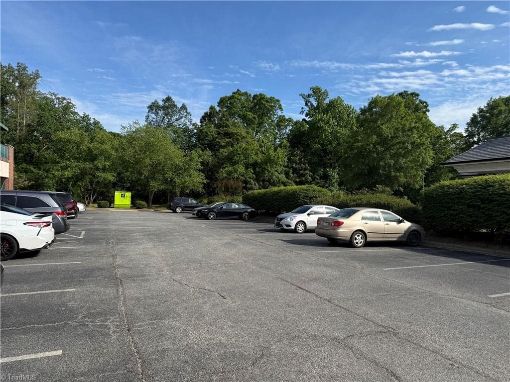 Office at 5709 W Gate City Boulevard, Greensboro NC 27407, Greensboro, photo 2 of 7