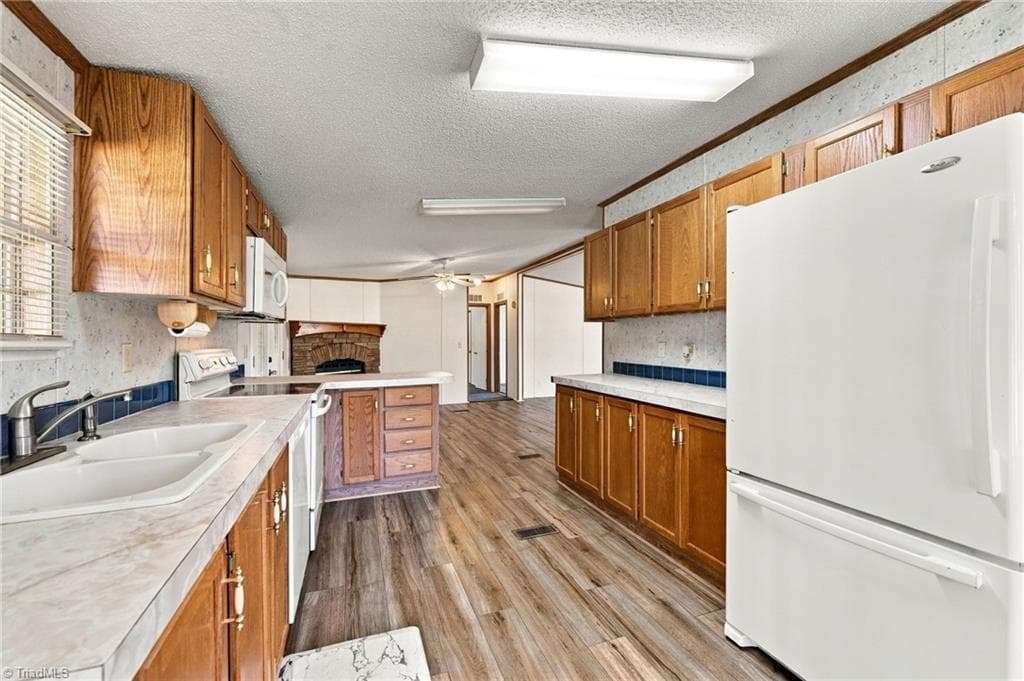 Manufactured Home at 4790 Waynick Meadow Road, Asheboro NC 27205, photo 22 of 50