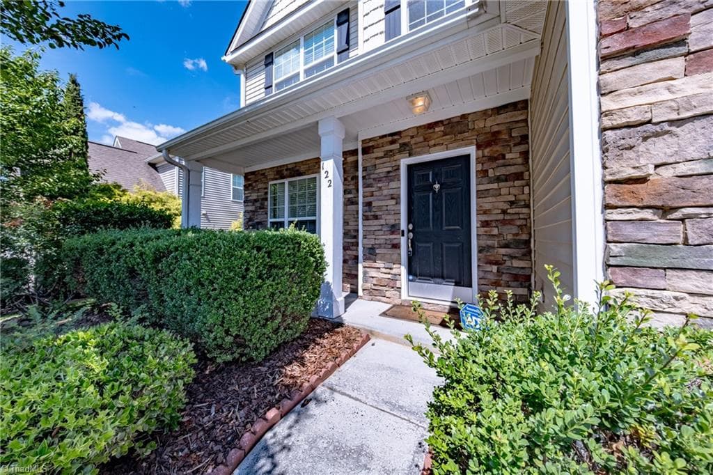 Stick/Site Built at 122 Kentland Ridge Drive, Kernersville NC 27284, photo 2 of 38