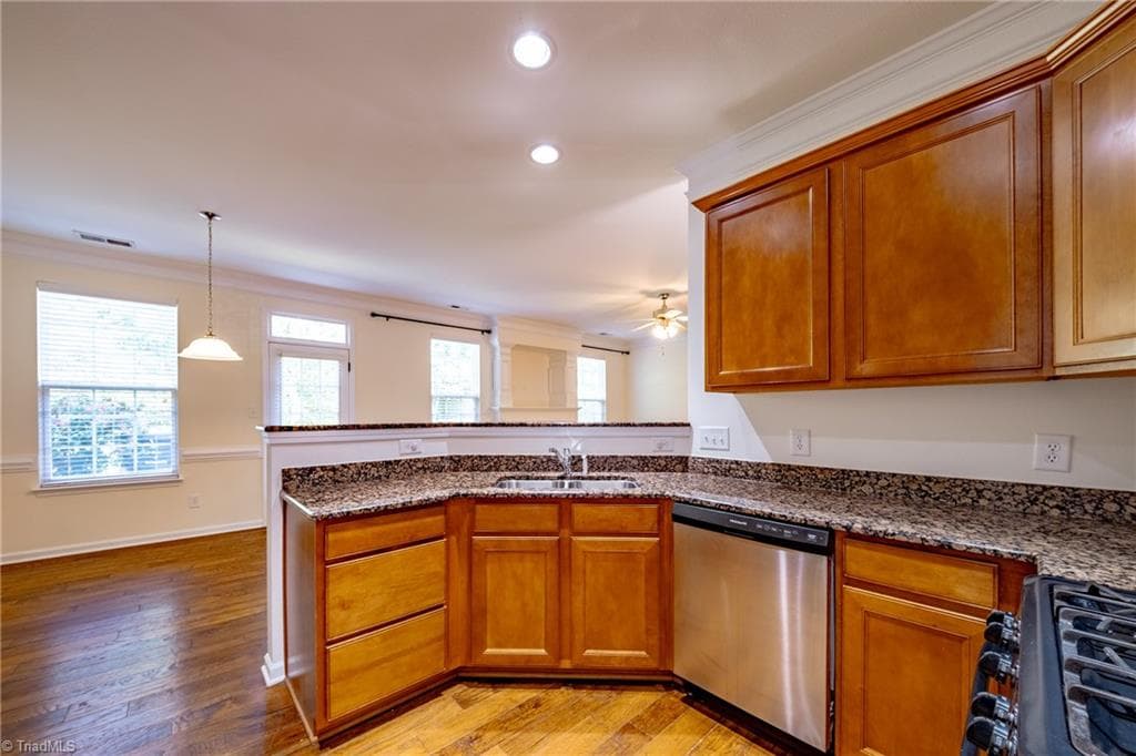 Stick/Site Built at 122 Kentland Ridge Drive, Kernersville NC 27284, photo 7 of 38