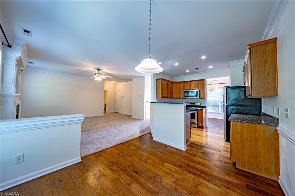 Stick/Site Built at 122 Kentland Ridge Drive, Kernersville NC 27284, photo 11 of 38